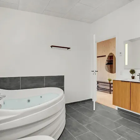 Beautiful In With Wifi Vakantiehuis Spottrup