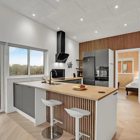 Beautiful In With Wifi Holiday home